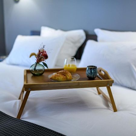 Pau: superbe appartement climatisé/cœur de ville Esterno foto
