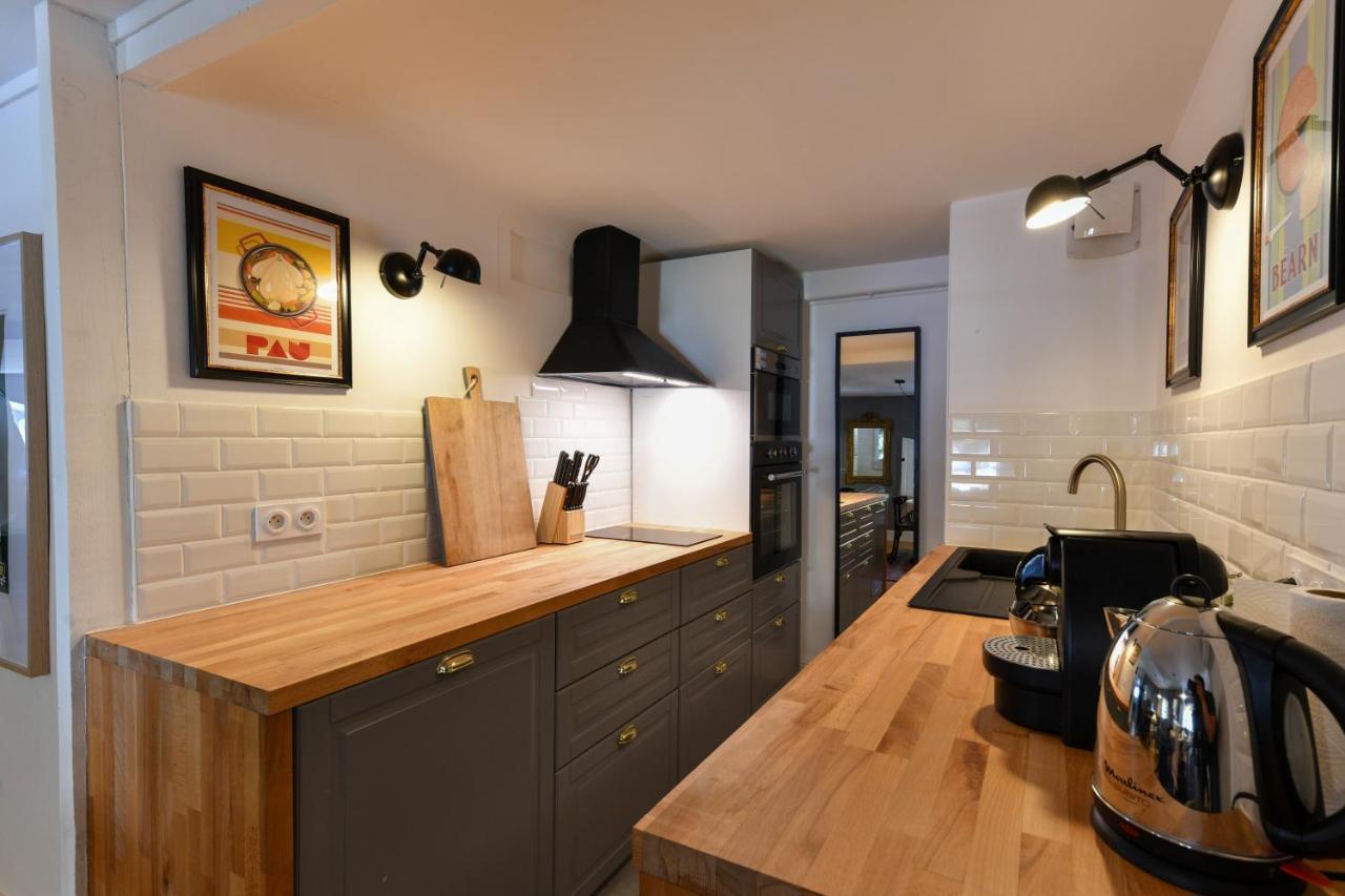 Pau: superbe appartement climatisé/cœur de ville Esterno foto
